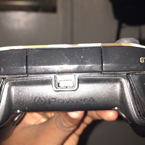 Controller Camo Wired Controller (no wire) - Picture 2 of 6